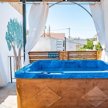 Moonstone Traditional House Casa vacanze *