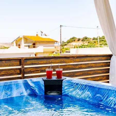 Moonstone Traditional House Casa vacanze *