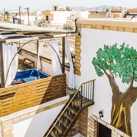 Moonstone Traditional House Casa vacanze Haraki